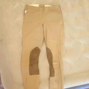 Tailored Sportsman Trophy Hunters 28